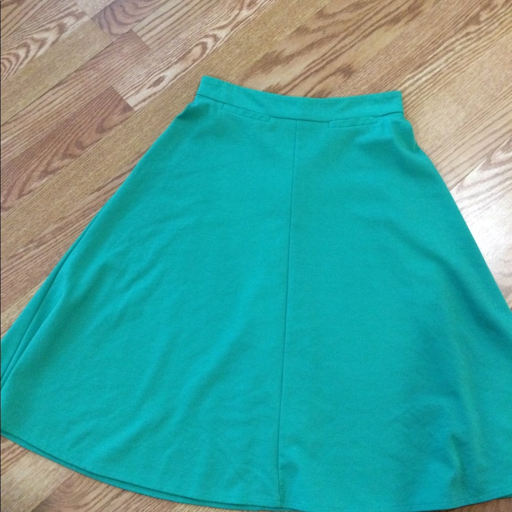 Aquamarine twirl skirt!